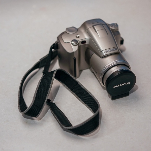Olympus IS-5 Deluxe Date Camera